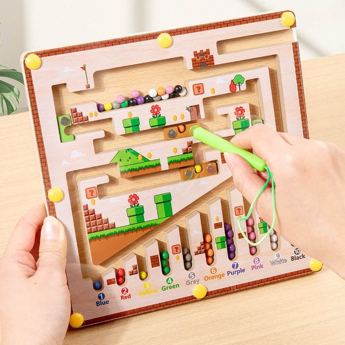 Magnetic Color & Number Maze Game